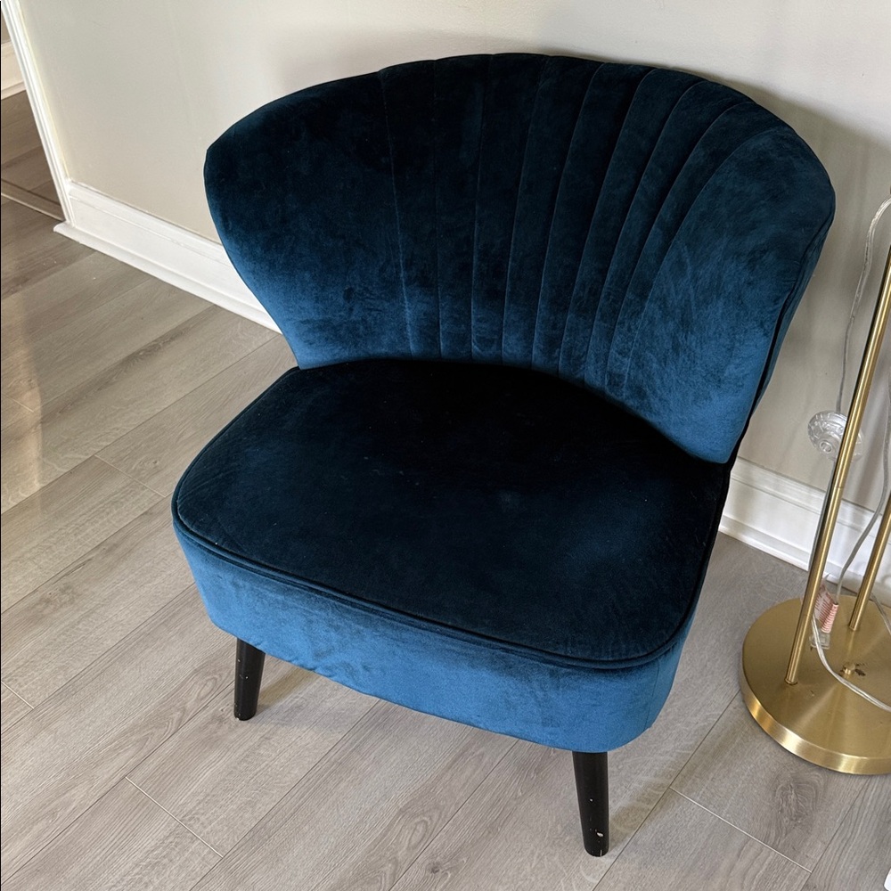 Elegant Blue Velvet Accent Chair